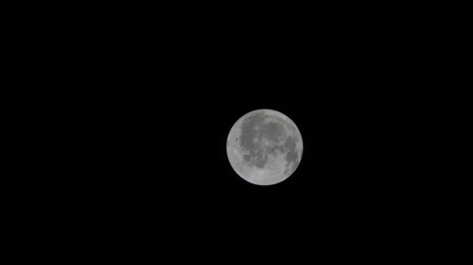 Les astronautes d'Art&eacute;mis d&eacute;sormais plus proches de la Lune que de nous
