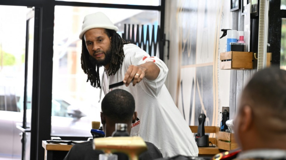 Mais golpes, menos pinhatas: tarifas de Trump abalam microempresários dos EUA