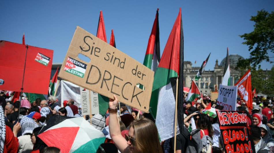Tausende Menschen protestieren in Berlin gegen Israel und Vorgehen in Gaza