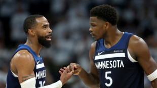 Timberwolves oust Warriors, Celtics down Knicks to stay alive