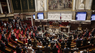 Dal Parlamento francese ok definitivo alla legge sull'aiuto a morire