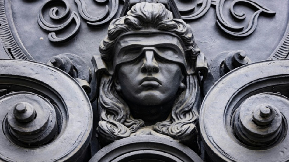 Urteil: Chinese darf in Bericht über Diasporapolitik namentlich genannt werden