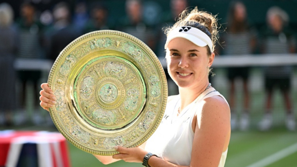 Linda Noskova vence Karolina Muchova e &eacute; campe&atilde; de Wimbledon 
