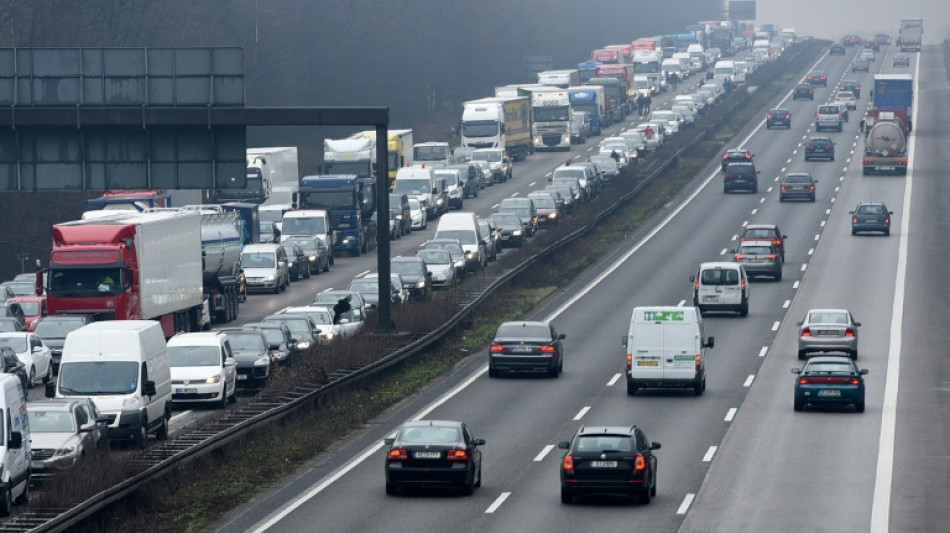 Klimasch&uuml;tzer kritisieren Anhebung der Pendlerpauschale ab 2026 als unsozial