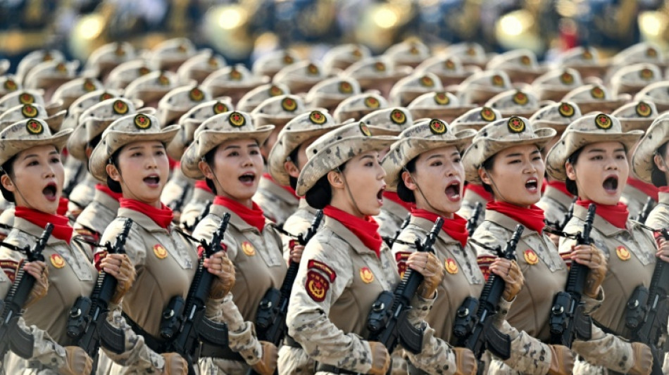 China &eacute; 'impar&aacute;vel', diz Xi junto a Kim Jong Un e Putin em desfile militar em Pequim