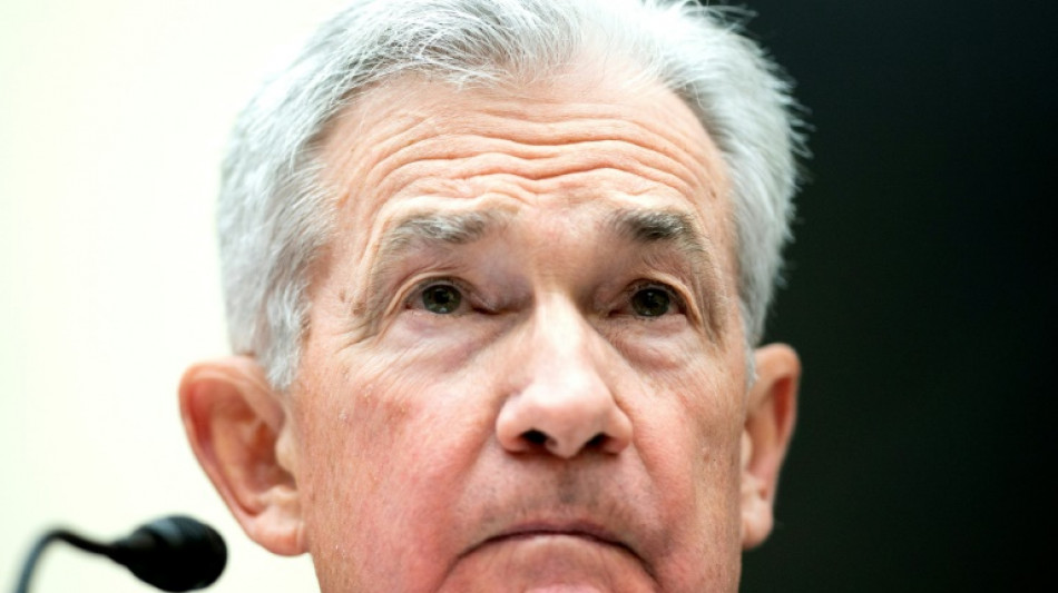 Powell sinaliza para duas poss&iacute;veis altas consecutivas dos juros nos EUA