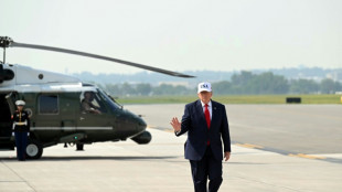 Trump dice que es "rid&iacute;culo" que EEUU mantenga el apoyo actual a la OTAN