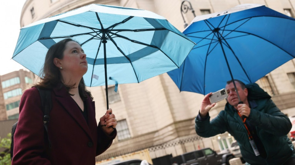 Promotora do caso Epstein é demitida nos EUA