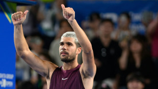 Tennis: Alcaraz zum neunten Mal nacheinander im Finale