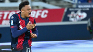 Napoli give Serie A leaders Inter a let-off with Bologna draw