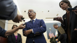 Meta fecha acordo com estados americanos sobre v&iacute;cio de menores