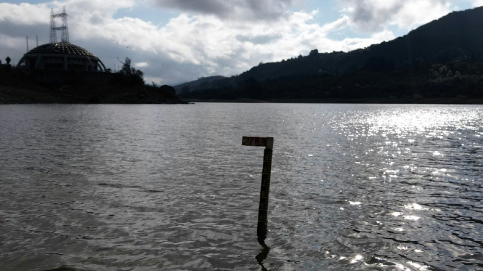 Bogotá completa um ano de racionamento hídrico por mudanças climáticas