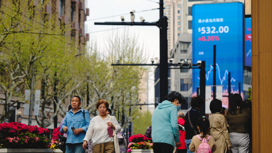 Borse asiatiche incerte, si guarda a Iran e a summit Trump-Xi