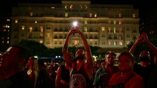 Madonna schlie&szlig;t ihre Welttournee mit riesigem Gratis-Konzert in Rio de Janeiro ab