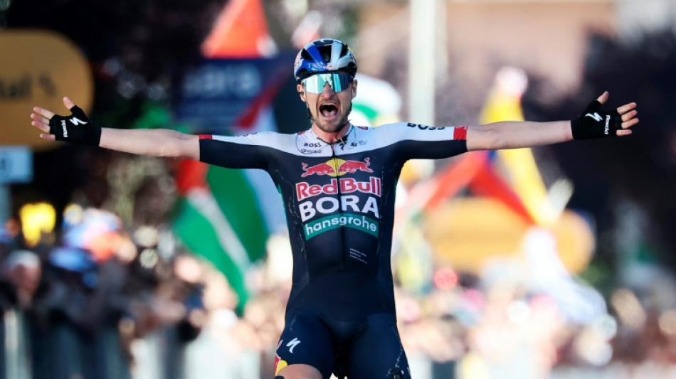 Denz breaks away to win for Roglic as Del Toro protects Giro lead