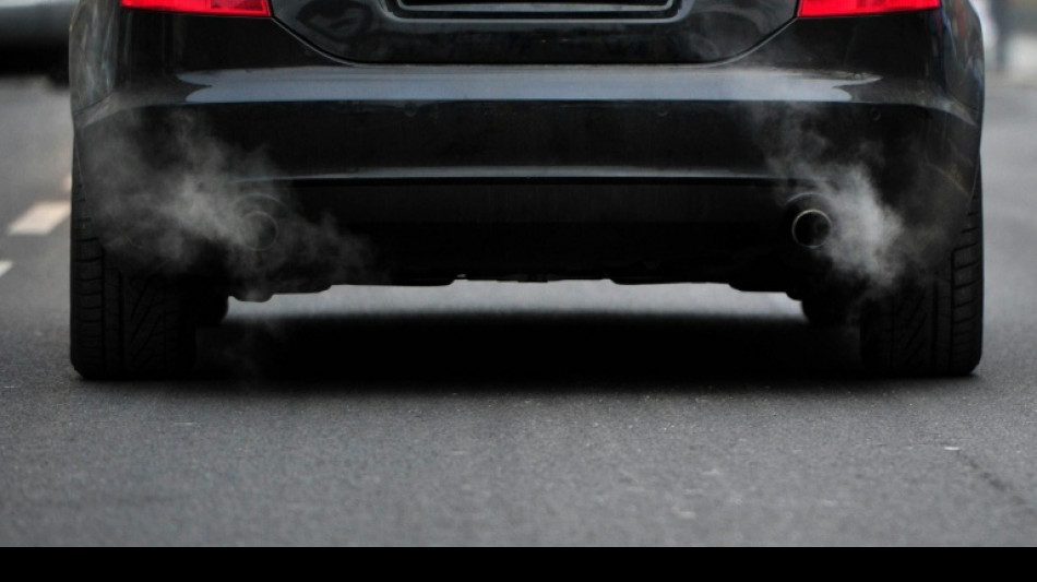 EU pushes back 2035 combustion-engine ban review to Dec. 16