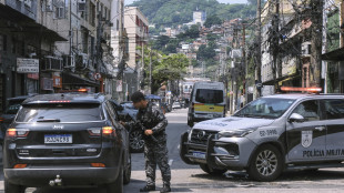 Blitz anti-narcos in favela a Rio, turisti bloccati durante la sparatoria