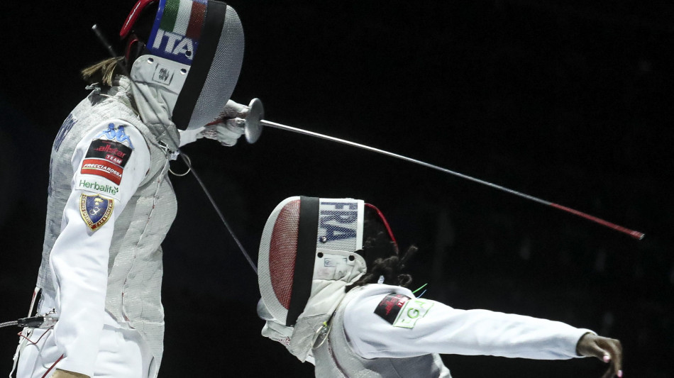 Scherma: Italia d'oro nel fioretto a squadre in Coppa del mondo