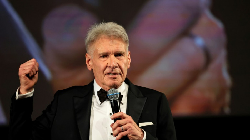 Harrison Ford despide con l&aacute;grimas a Indiana Jones y Cannes le da una Palma de Oro