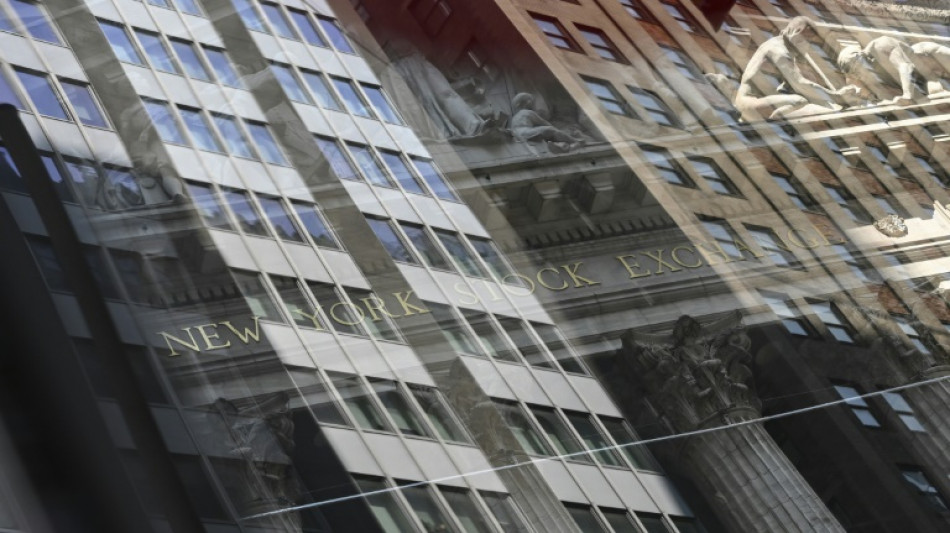 Wall Street fait une pause,&nbsp;entre indicateurs et guerre commerciale