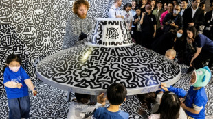 Mr Doodle atterrit dans le m&eacute;tro de Hong Kong avec ses "graffitis spaghettis"