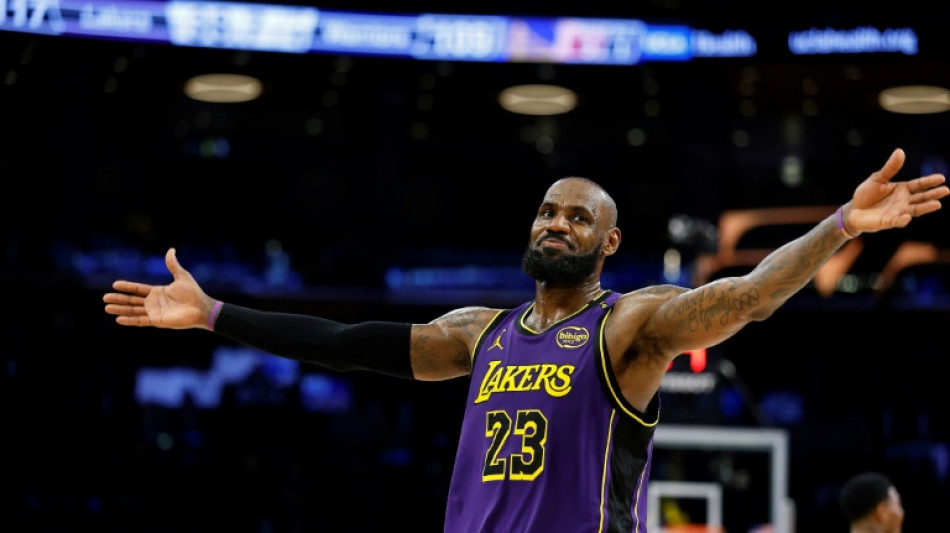 NBA: les Lakers dominent Golden State gr&acirc;ce &agrave; un LeBron James "Jordanesque"