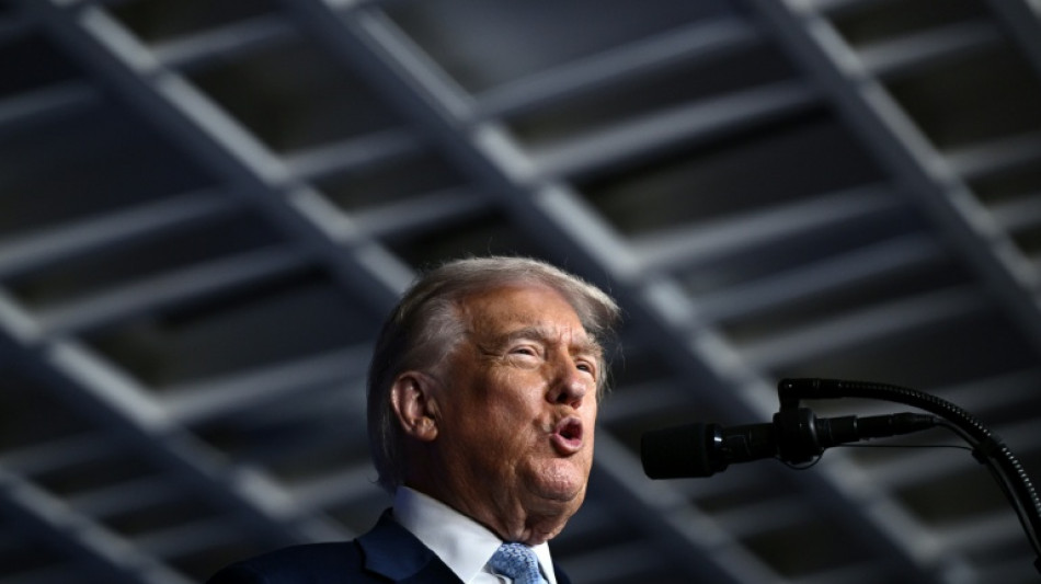 Trump évoque la peine capitale pour des démocrates qui appellent l'armée à désobéir