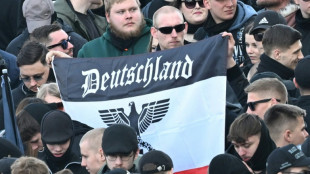 Polizei findet Schusswaffe auf von Rechtsextremen genutzten Hof in Niedersachsen