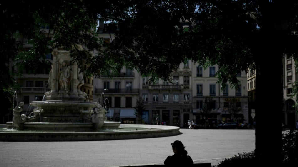 La canicule s'intensifie, la quasi-totalité de la France assommée par la chaleur