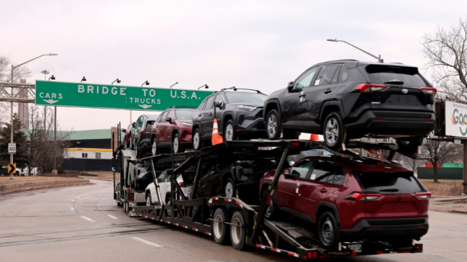 Le Canada appliquera mercredi des droits de 25% sur des automobiles am&eacute;ricaines