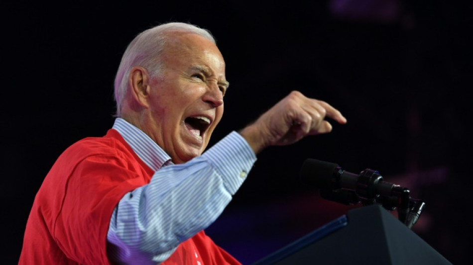 Biden aposta em rejei&ccedil;&atilde;o sindical de Trump durante com&iacute;cio de campanha