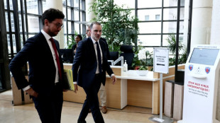 Droits de douane: "pas de tabou &agrave; avoir" sur les services am&eacute;ricains, r&eacute;p&egrave;te le gouvernement