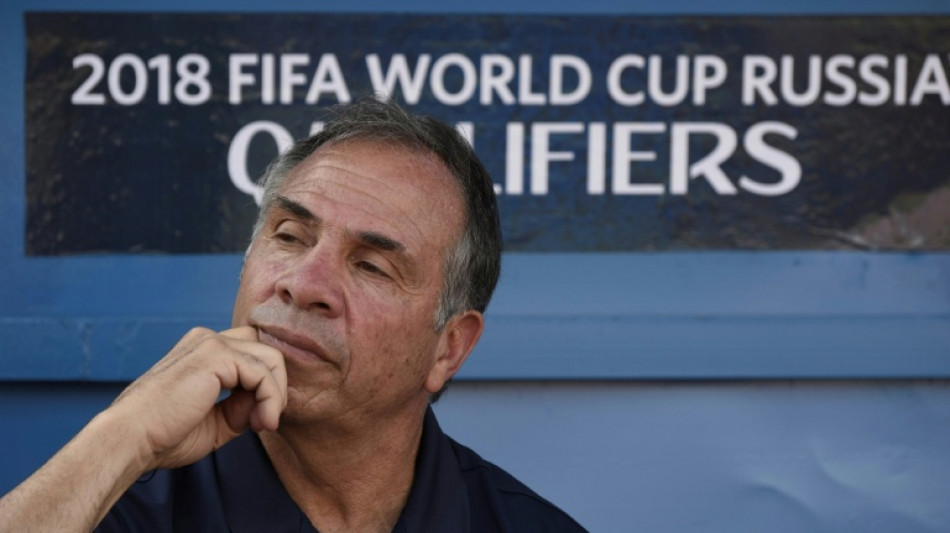 Bruce Arena, ex-técnico dos EUA, sugere que Pochettino "não entende" seu papel