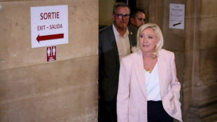 La candidatura de la ultraderechista Le Pen a la presidencia de Francia en el aire tras condena