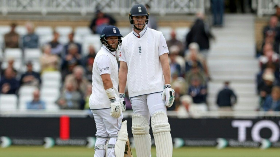 Duckett and Crawley on fire in England Ashes warm-up