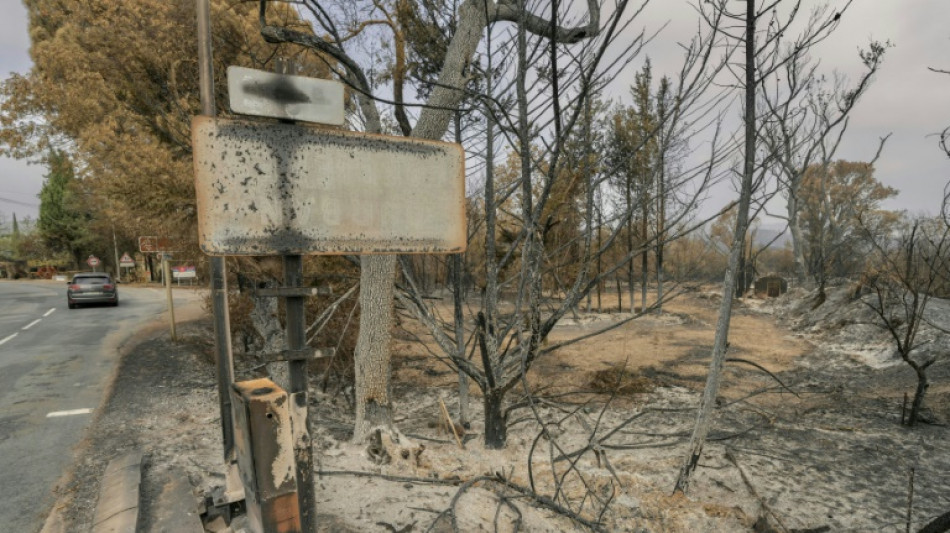 Vigilance sur l'incendie de l'Aude qui ne sera "pas ma&icirc;tris&eacute;" avant dimanche soir 
