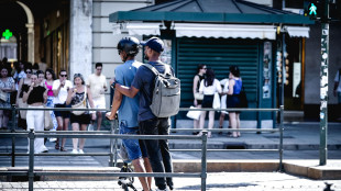 Infortuni da monopattino, picco nei mesi caldi e tra giovani uomini, caschi assenti