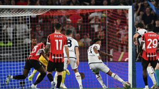 Bologna vence Milan (1-0) e conquista Copa da It&aacute;lia ap&oacute;s 51 anos