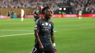 Sem Mbapp&eacute;, Vini volta a brilhar no Real Madrid, que espera sintonia entre suas estrelas do ataque