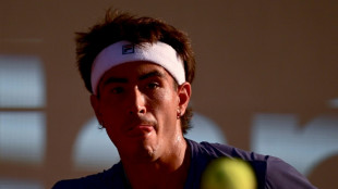 Comesa&ntilde;a surpreende Jarry e vai &agrave;s quartas de final do Rio Open