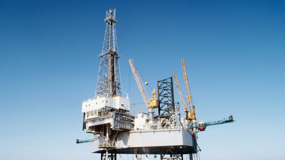 Il petrolio apre in rialzo a New York a 58,13 dollari