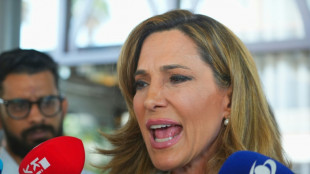 Trump acusa a una congresista hispana republicana de ablandarse en migraci&oacute;n, pero mantiene su apoyo