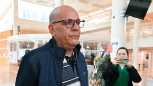 L'influenceur Doualemn interpell&eacute; en vue de son expulsion vers l'Alg&eacute;rie
