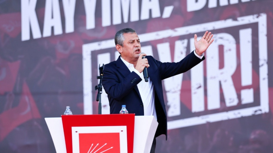 Oppositionschef droht Absetzung: T&uuml;rkisches Gericht verschiebt CHP-Entscheidung