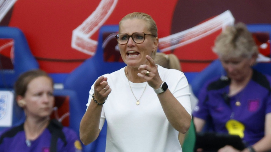 Titelverteidigung nach R&uuml;cktrittswelle: England will "mehr"