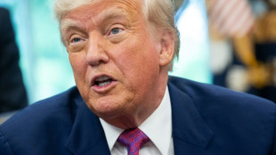 Trump anuncia redução de 59% nos preços dos medicamentos