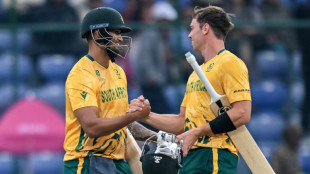 South Africa fire Super Eights warning to India with UAE romp