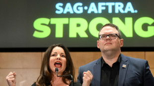 Sindicato dos atores dos EUA p&otilde;e limites &agrave; IA em seu acordo ap&oacute;s greve