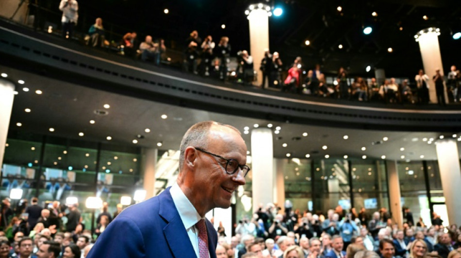 Conservadores y socialdem&oacute;cratas firman su contrato de gobierno en Alemania