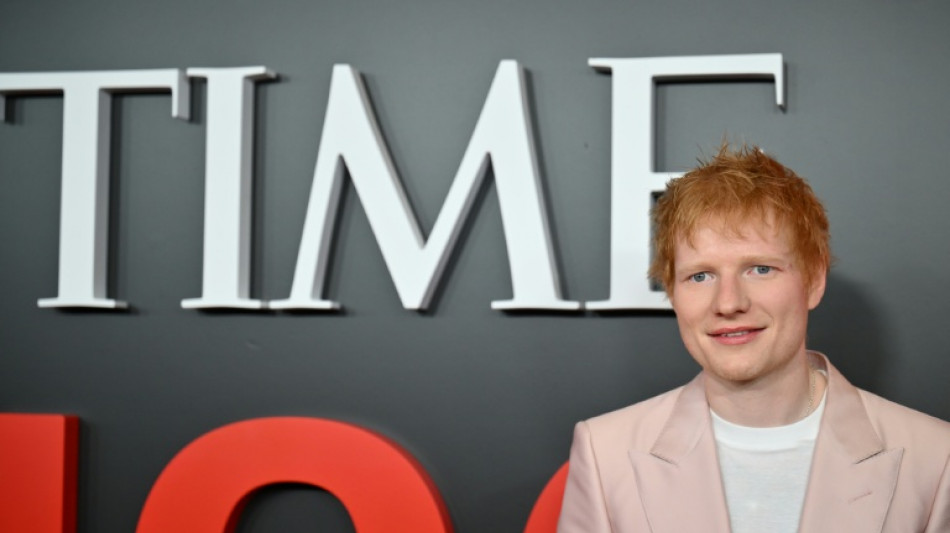 Pinturas do astro pop Ed Sheeran ser&atilde;o vendidas em Londres